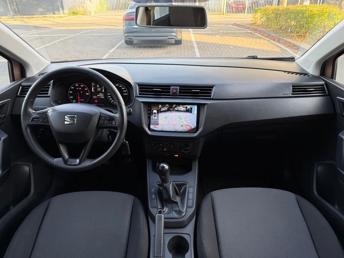 1.0 MPI Reference LMV15/AIRCO/CAMERA/NAVI/CARPLAY