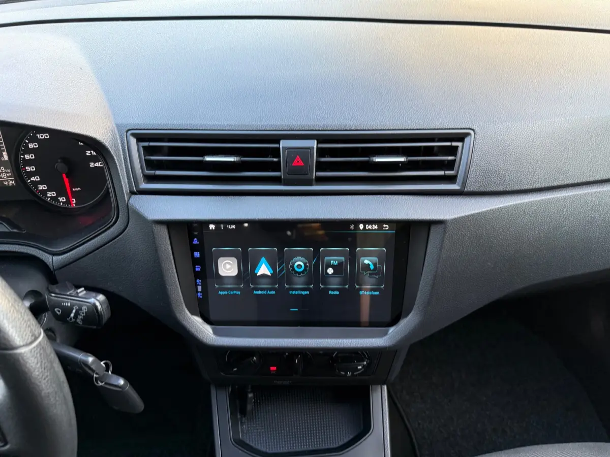 1.0 MPI Reference LMV15/AIRCO/CAMERA/NAVI/CARPLAY