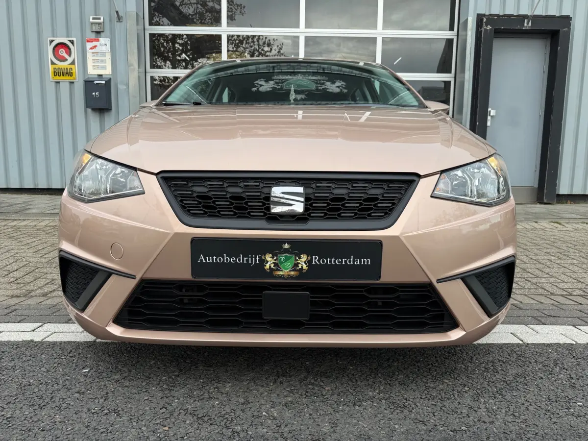1.0 MPI Reference LMV15/AIRCO/CAMERA/NAVI/CARPLAY