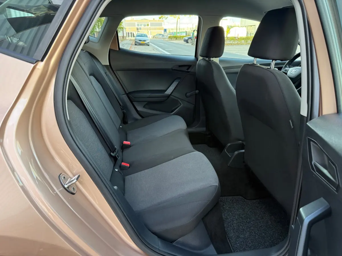 1.0 MPI Reference LMV15/AIRCO/CAMERA/NAVI/CARPLAY