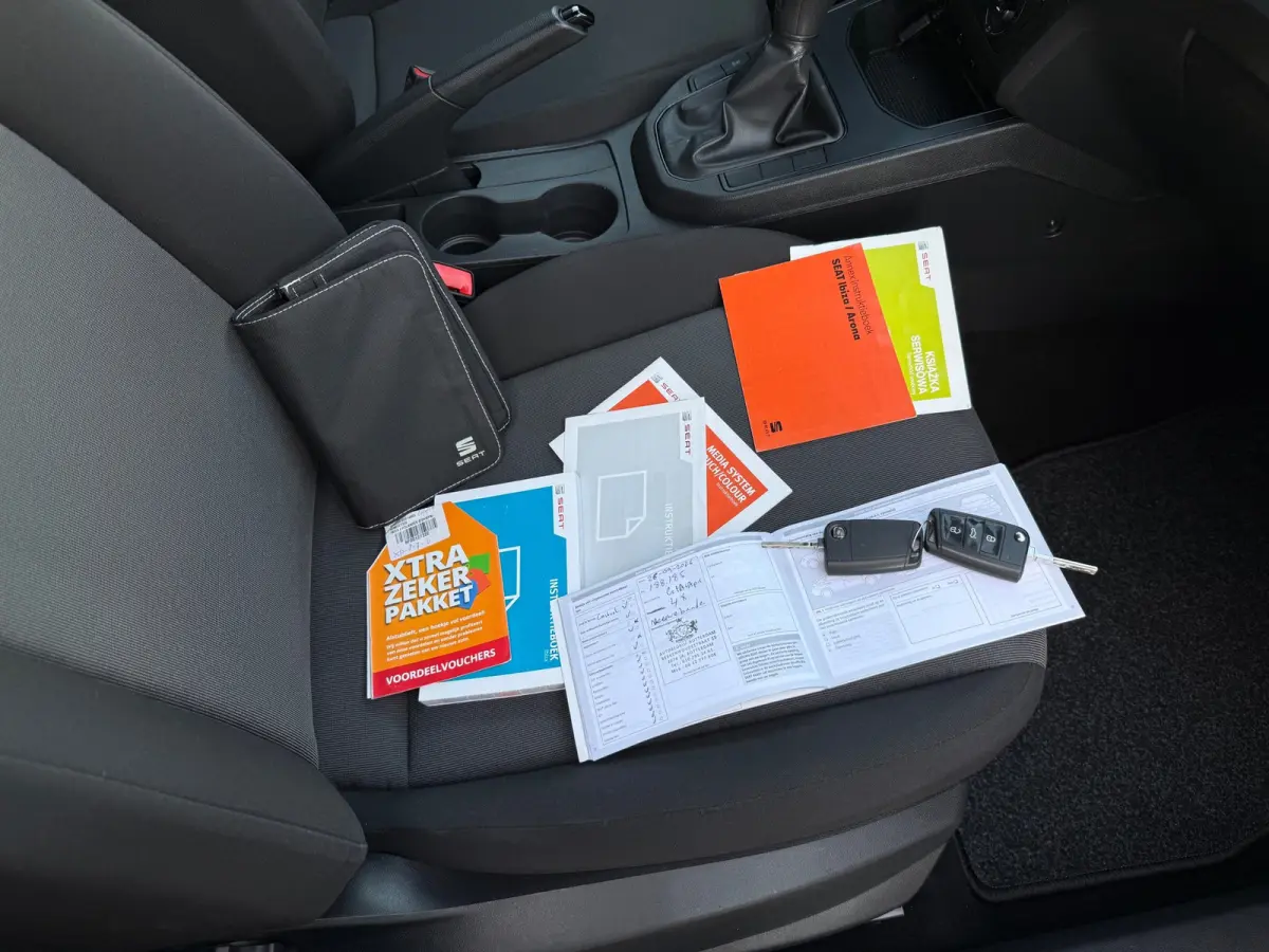 1.0 MPI Reference LMV15/AIRCO/CAMERA/NAVI/CARPLAY
