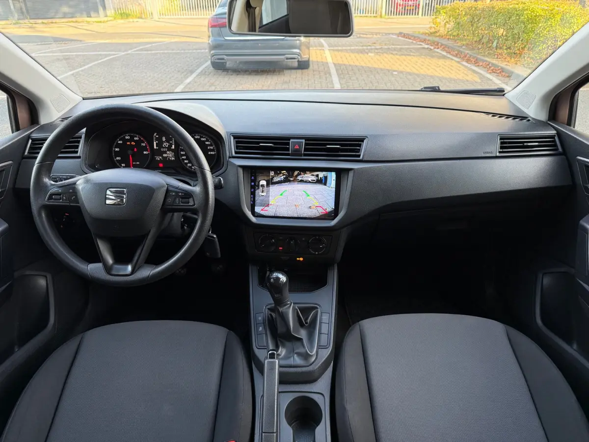 1.0 MPI Reference LMV15/AIRCO/CAMERA/NAVI/CARPLAY