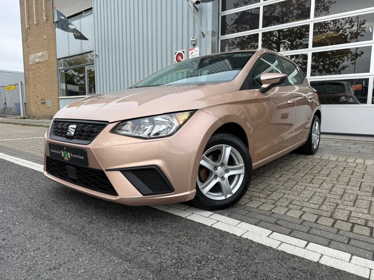 1.0 MPI Reference LMV15/AIRCO/CAMERA/NAVI/CARPLAY