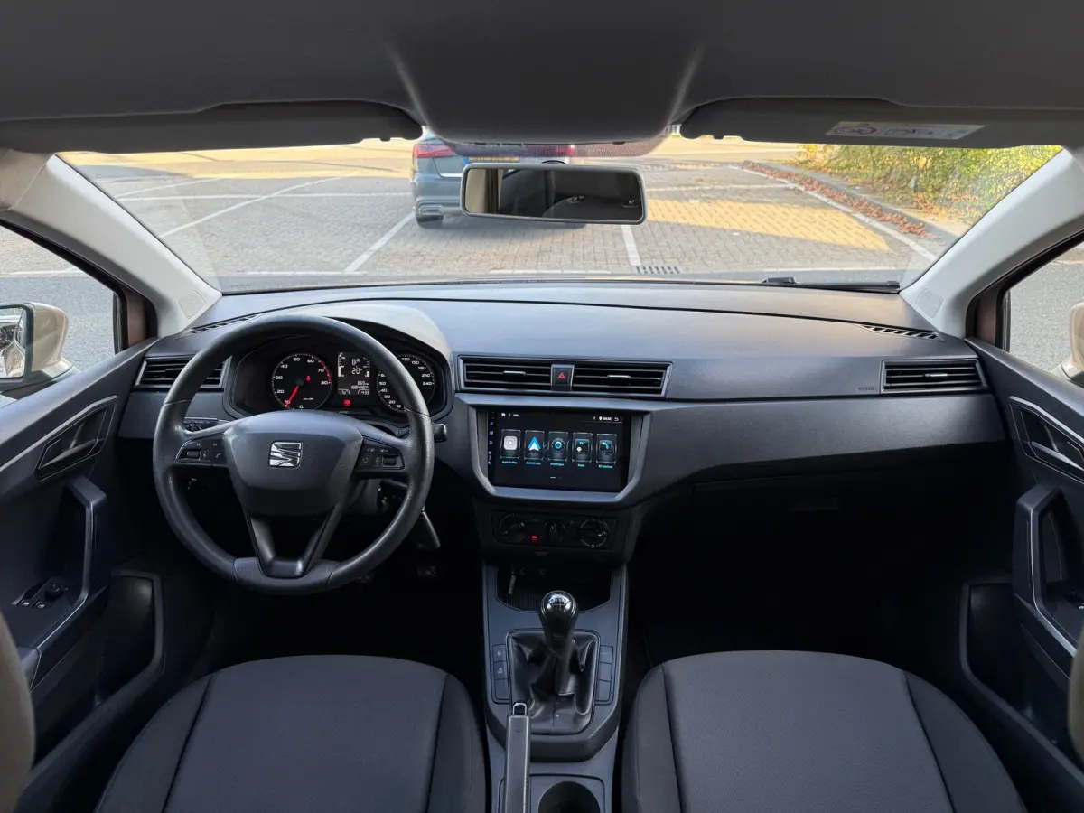 1.0 MPI Reference LMV15/AIRCO/CAMERA/NAVI/CARPLAY