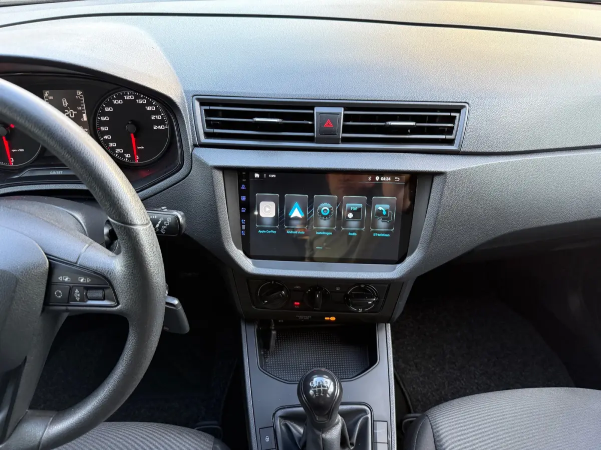 1.0 MPI Reference LMV15/AIRCO/CAMERA/NAVI/CARPLAY
