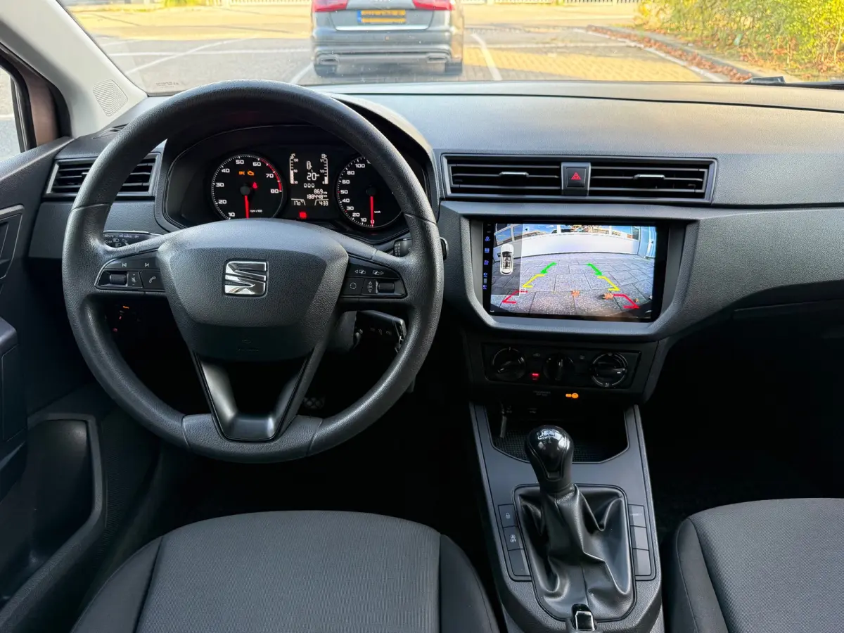 1.0 MPI Reference LMV15/AIRCO/CAMERA/NAVI/CARPLAY
