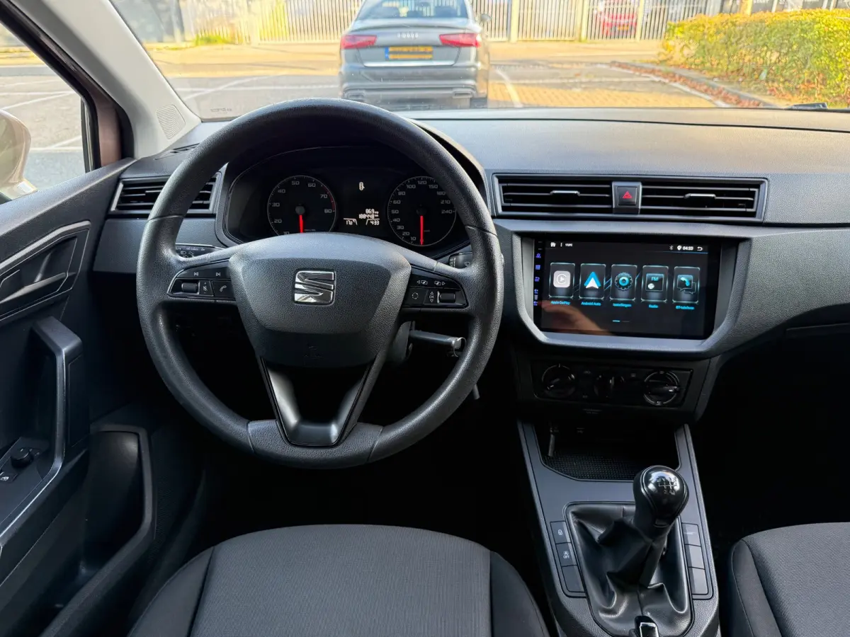 1.0 MPI Reference LMV15/AIRCO/CAMERA/NAVI/CARPLAY
