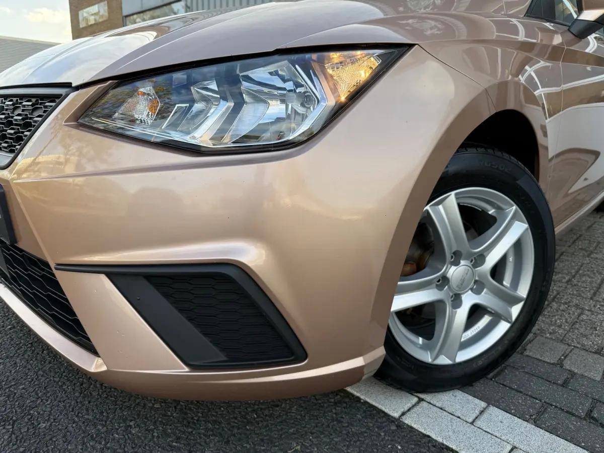 1.0 MPI Reference LMV15/AIRCO/CAMERA/NAVI/CARPLAY