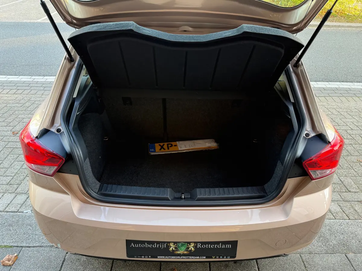 1.0 MPI Reference LMV15/AIRCO/CAMERA/NAVI/CARPLAY