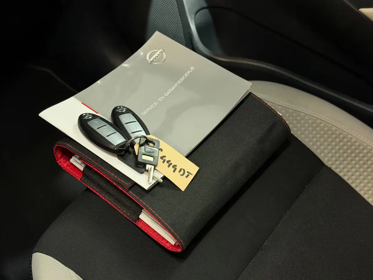 1.0 IG-T Tekna AUT/AIRCO/LED/BOSE-PERSONAL/NAVI/CARPLAY/CRUISE/KEYLESS/CAMERA/PDC/TREKHAAK/LANE-ASSIST/STOELVERW
