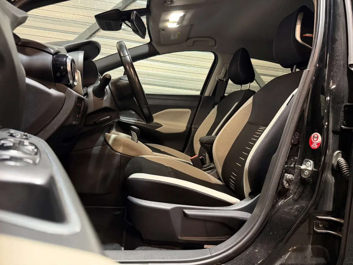 1.0 IG-T Tekna AUT/AIRCO/LED/BOSE-PERSONAL/NAVI/CARPLAY/CRUISE/KEYLESS/CAMERA/PDC/TREKHAAK/LANE-ASSIST/STOELVERW