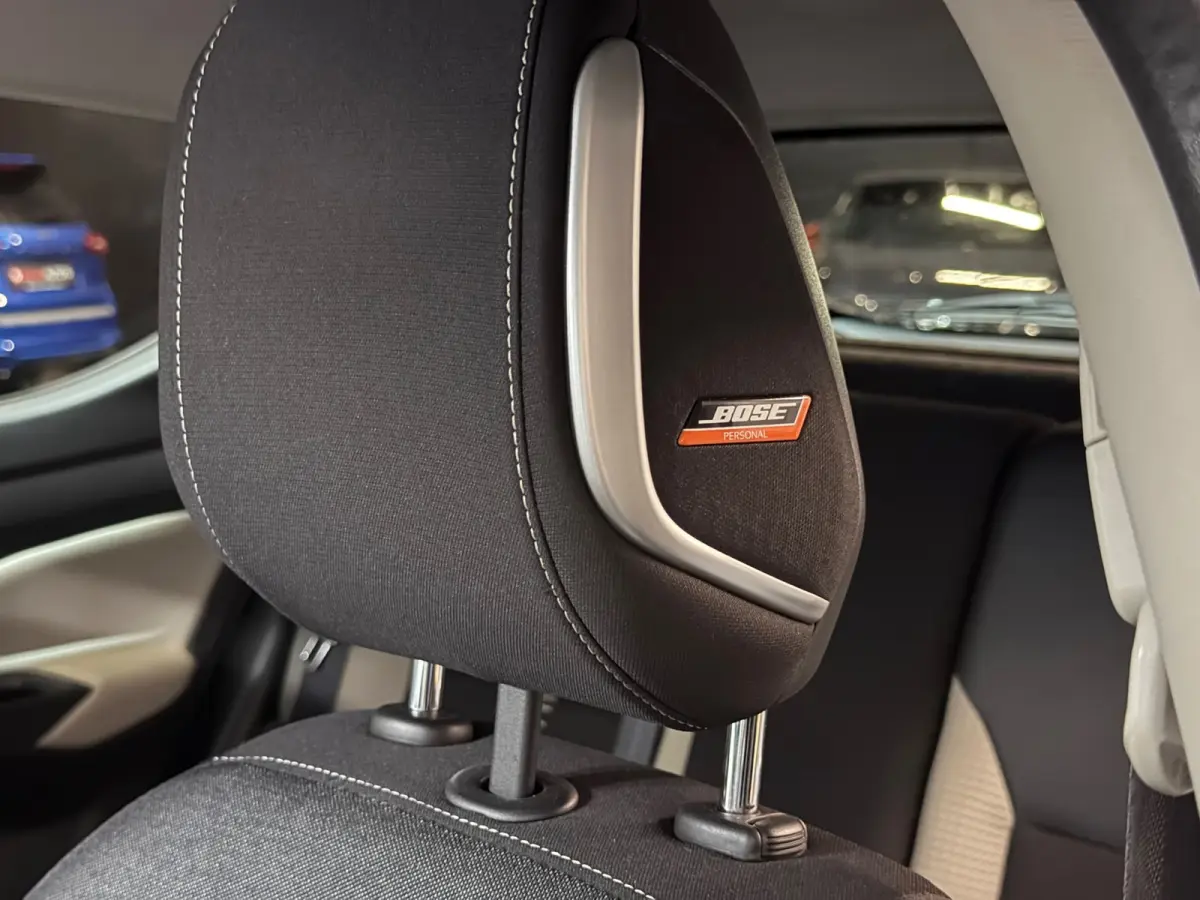 1.0 IG-T Tekna AUT/AIRCO/LED/BOSE-PERSONAL/NAVI/CARPLAY/CRUISE/KEYLESS/CAMERA/PDC/TREKHAAK/LANE-ASSIST/STOELVERW