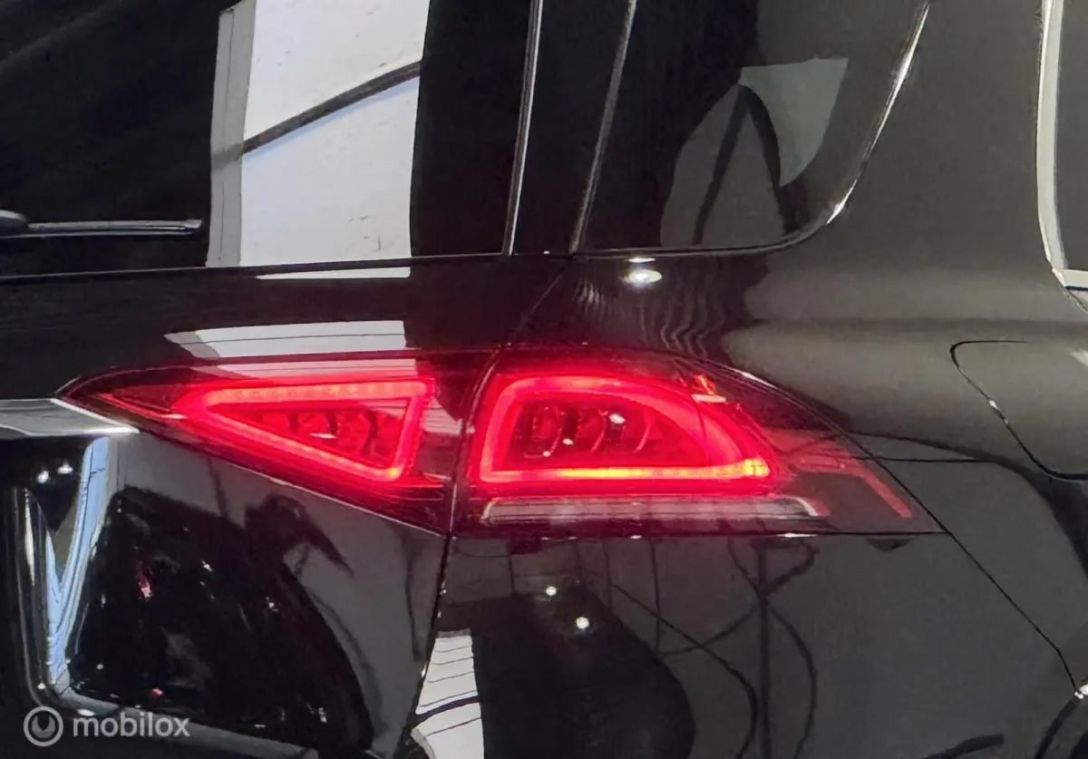 400 d 4MATIC AMG [ pano Burm. trekh. HUD ]