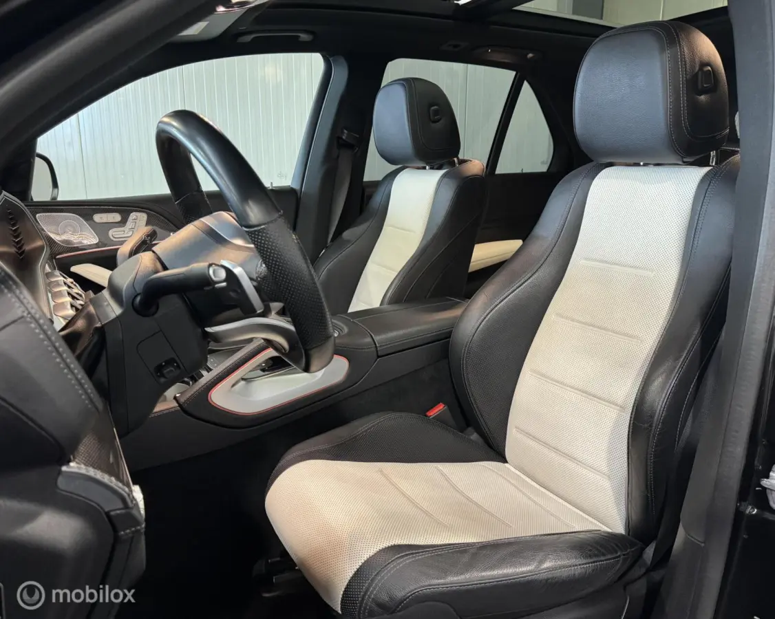 400 d 4MATIC AMG [ pano Burm. trekh. HUD ]