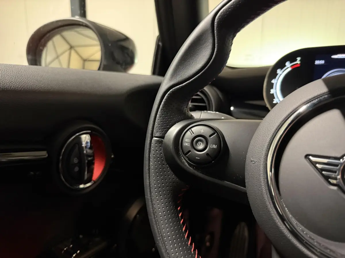 1.5 John Cooper Works Dalston Edition Carplay