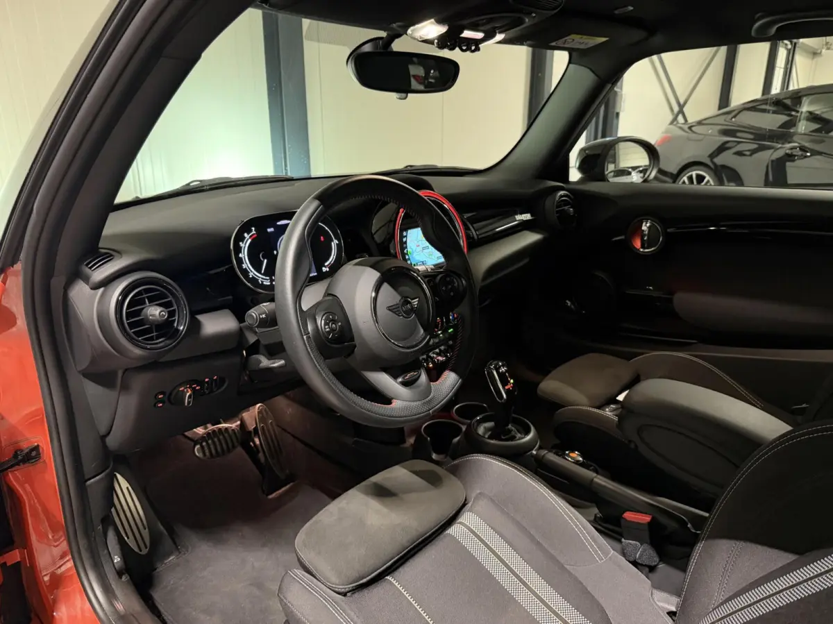 1.5 John Cooper Works Dalston Edition Carplay