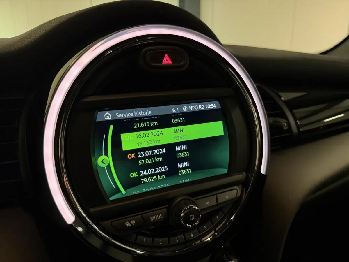 1.5 John Cooper Works Dalston Edition Carplay