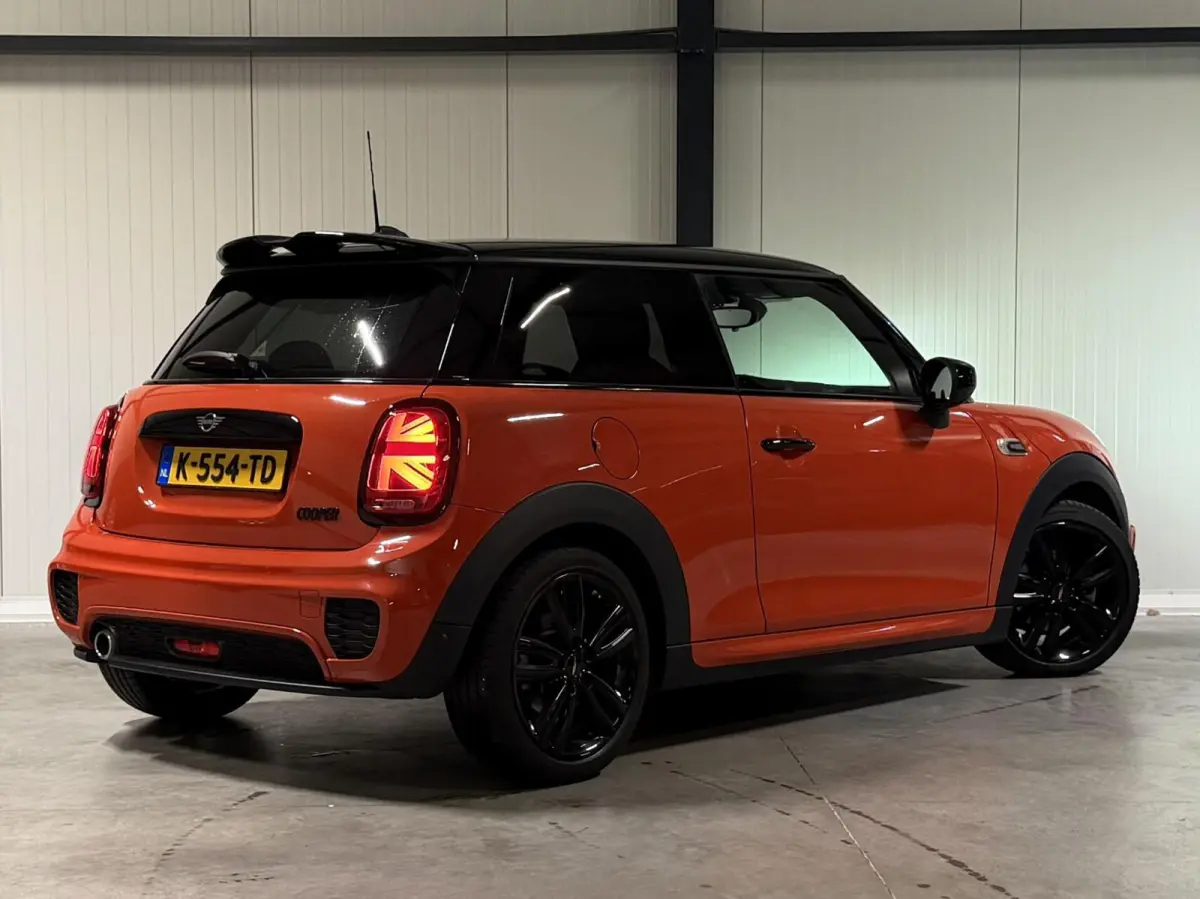1.5 John Cooper Works Dalston Edition Carplay