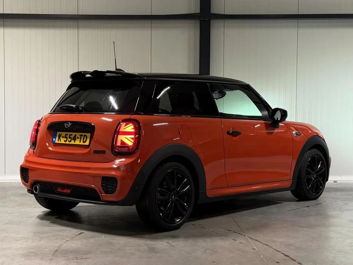 1.5 John Cooper Works Dalston Edition Carplay