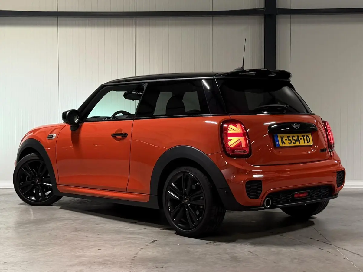1.5 John Cooper Works Dalston Edition Carplay