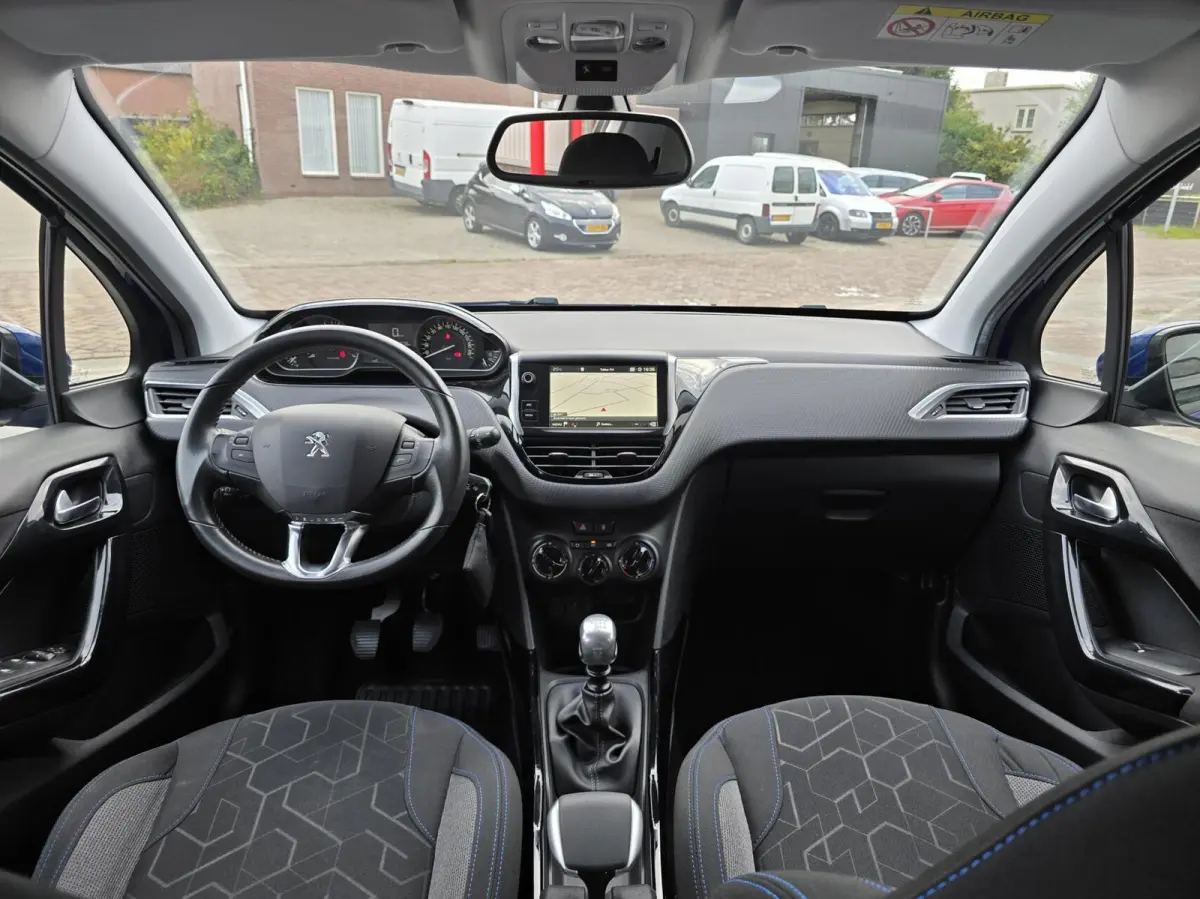 1.2 PT Signature Carplay/Trekhaak/Distrib. vv