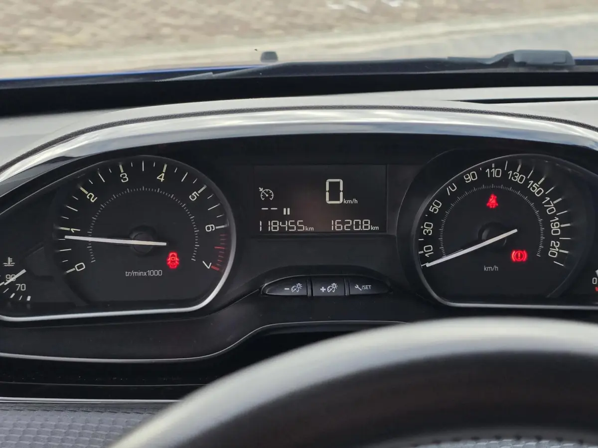1.2 PT Signature Carplay/Trekhaak/Distrib. vv