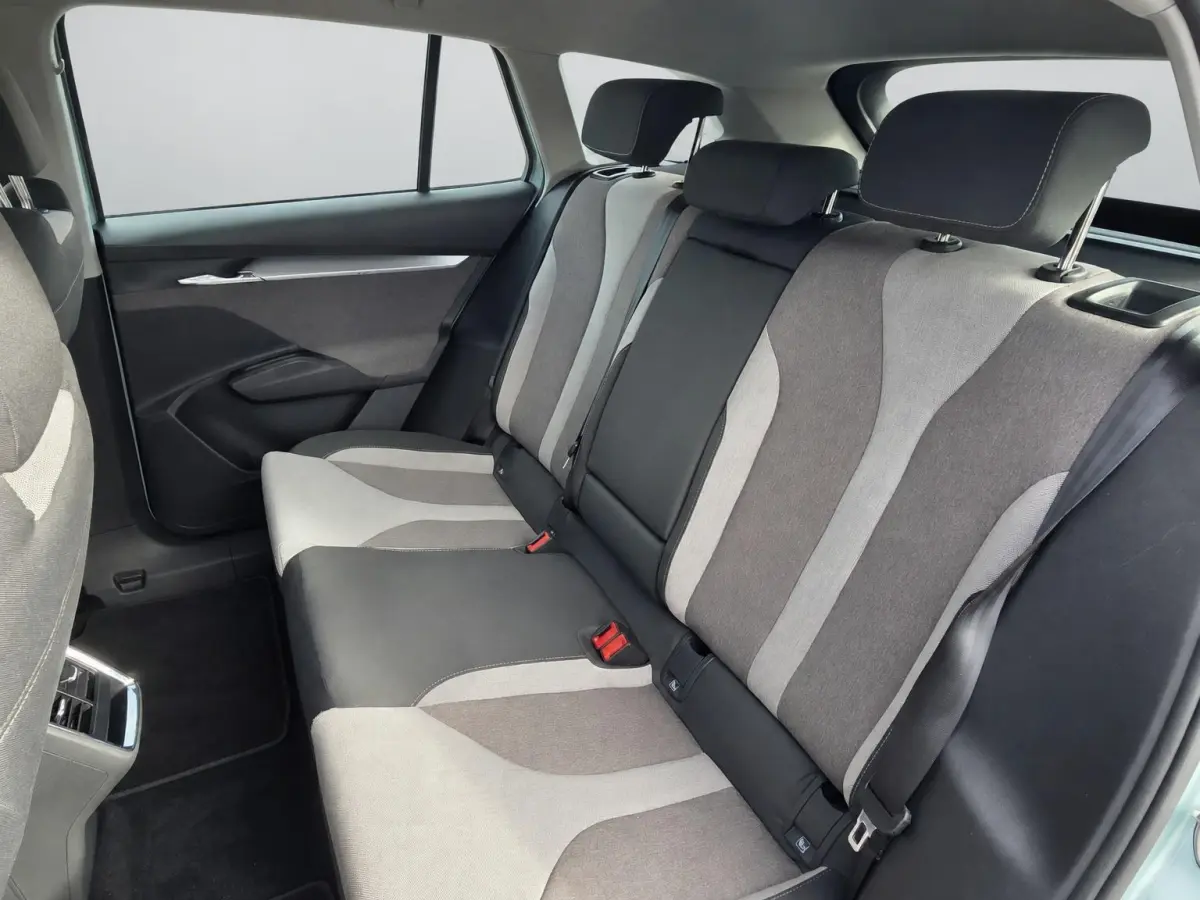 80 SOH 95,9% | Camera | Adaptive Cruise | Apple Carplay | Rijklaarprijs