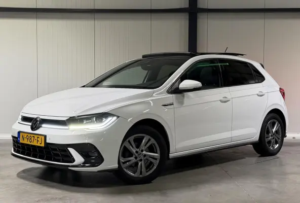1.0 TSI R-Line Pano Virtual Sfeer IQ Light
