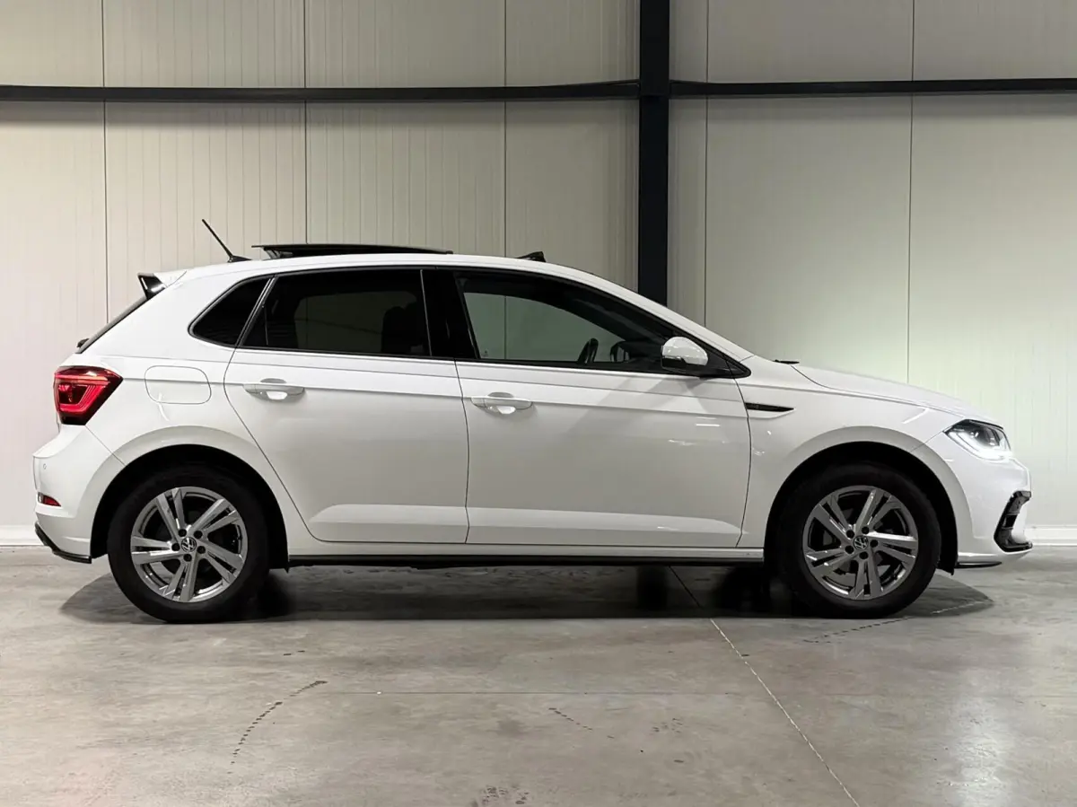 1.0 TSI R-Line Pano Virtual Sfeer IQ Light