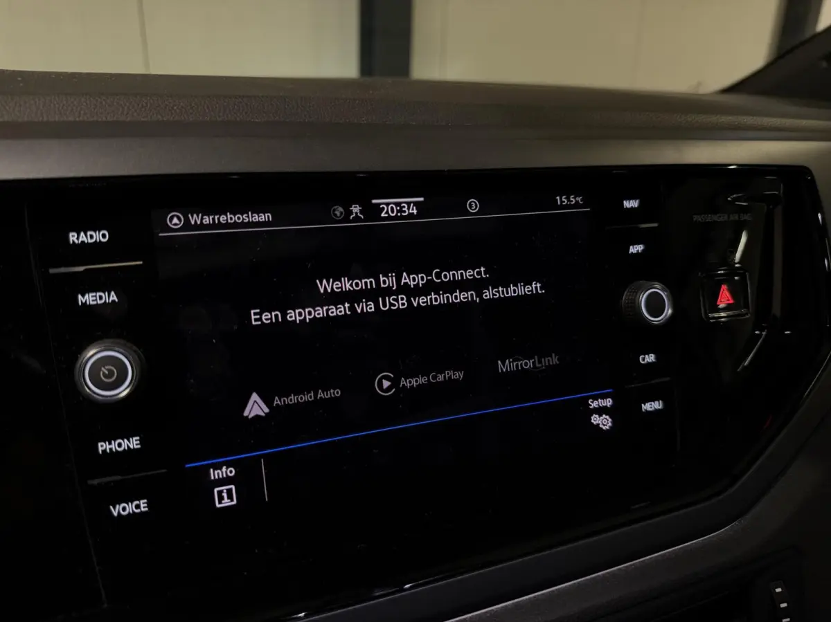 1.0 TSI R-Line Pano Virtual Sfeer IQ Light