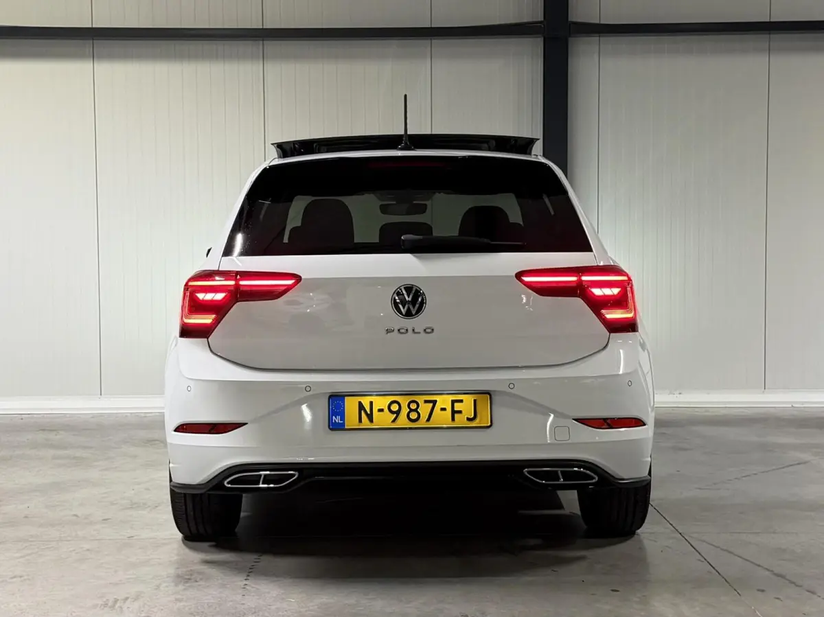 1.0 TSI R-Line Pano Virtual Sfeer IQ Light