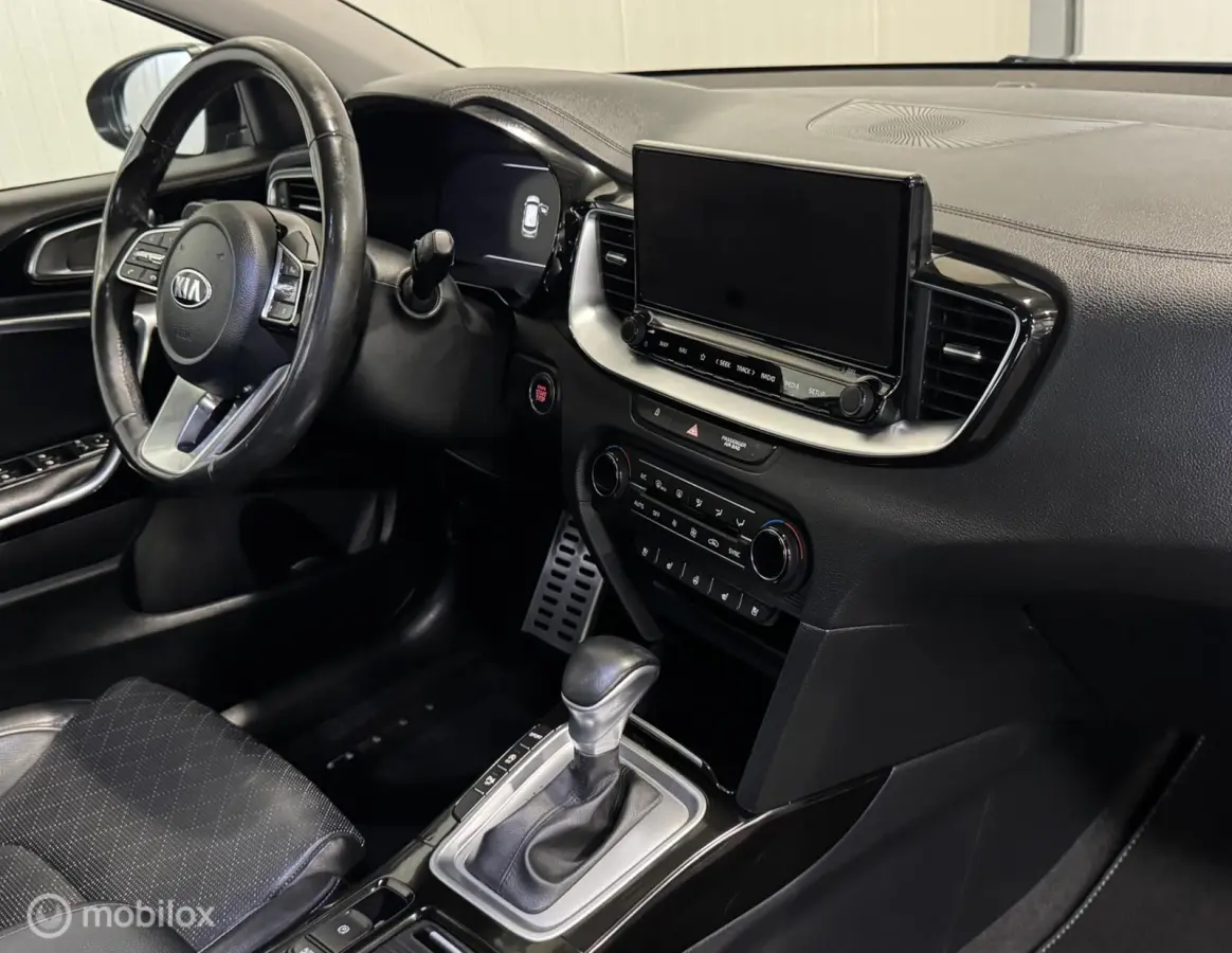1.6 CRDi MHEV GT-Line Ed. [ NAP pano leder camera ]