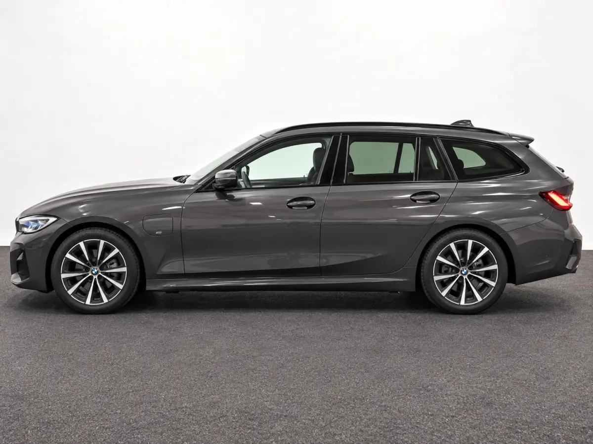 330e Sportline Panoramadak Navi Carplay Cruise Control Full LED PDC VA Privacy Glass Live Cockpit Professional DAB+ Shadowline Hemel Antraciet