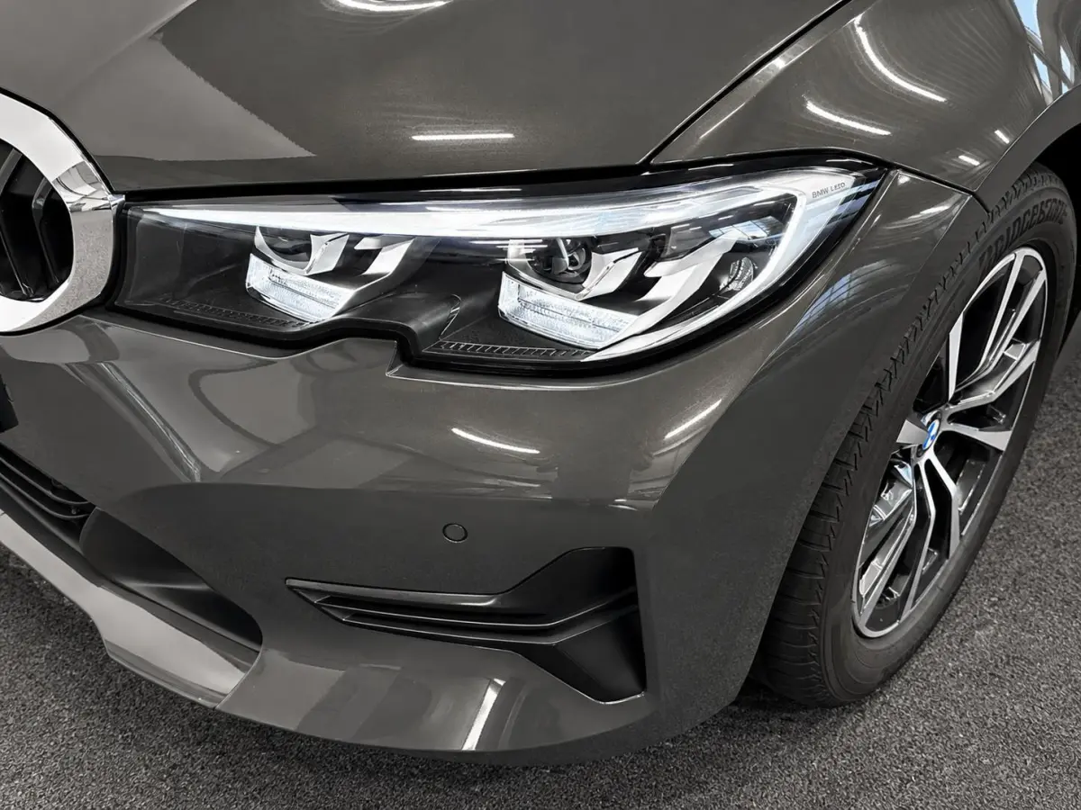 330e Sportline Panoramadak Navi Carplay Cruise Control Full LED PDC VA Privacy Glass Live Cockpit Professional DAB+ Shadowline Hemel Antraciet