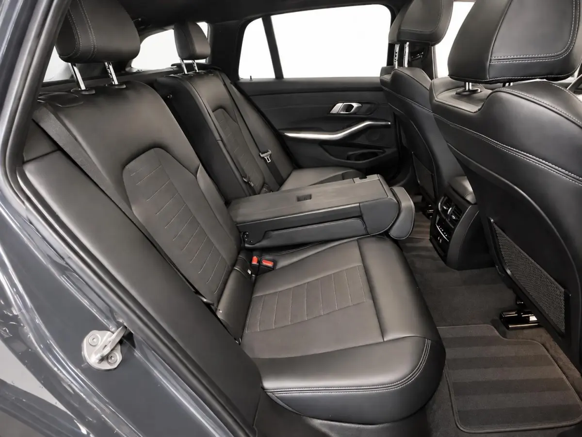 330e Sportline Panoramadak Navi Carplay Cruise Control Full LED PDC VA Privacy Glass Live Cockpit Professional DAB+ Shadowline Hemel Antraciet