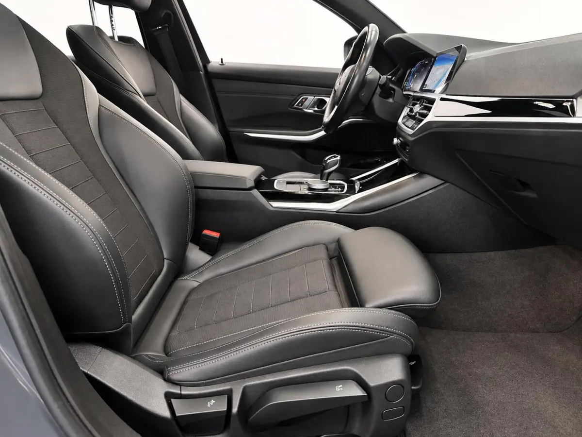 330e Sportline Panoramadak Navi Carplay Cruise Control Full LED PDC VA Privacy Glass Live Cockpit Professional DAB+ Shadowline Hemel Antraciet
