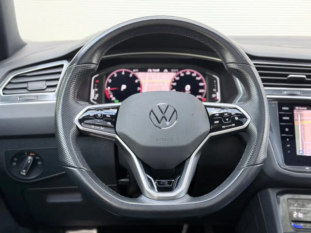 1.5 TSI R-Line Pano/Leer/360/Keyless