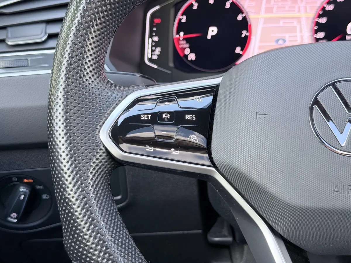 1.5 TSI R-Line Pano/Leer/360/Keyless