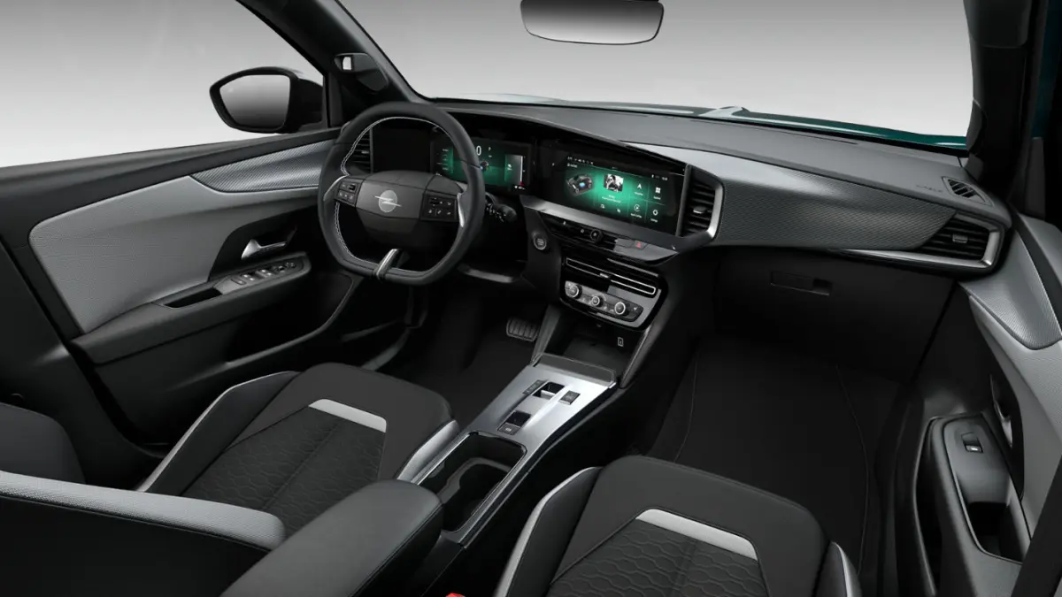 Business Edition - Electric | 17" Lichtmetalen velgen | Achteruitrijcamera | Adaptive Cruise control