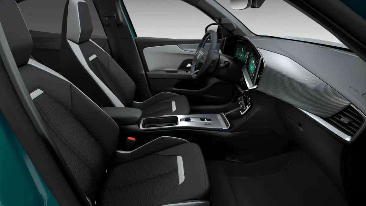 Business Edition - Electric | 17" Lichtmetalen velgen | Achteruitrijcamera | Adaptive Cruise control
