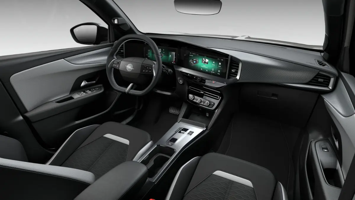 Business Edition - Electric | 17" Lichtmetalen velgen | Achteruitrijcamera | Adaptive Cruise control