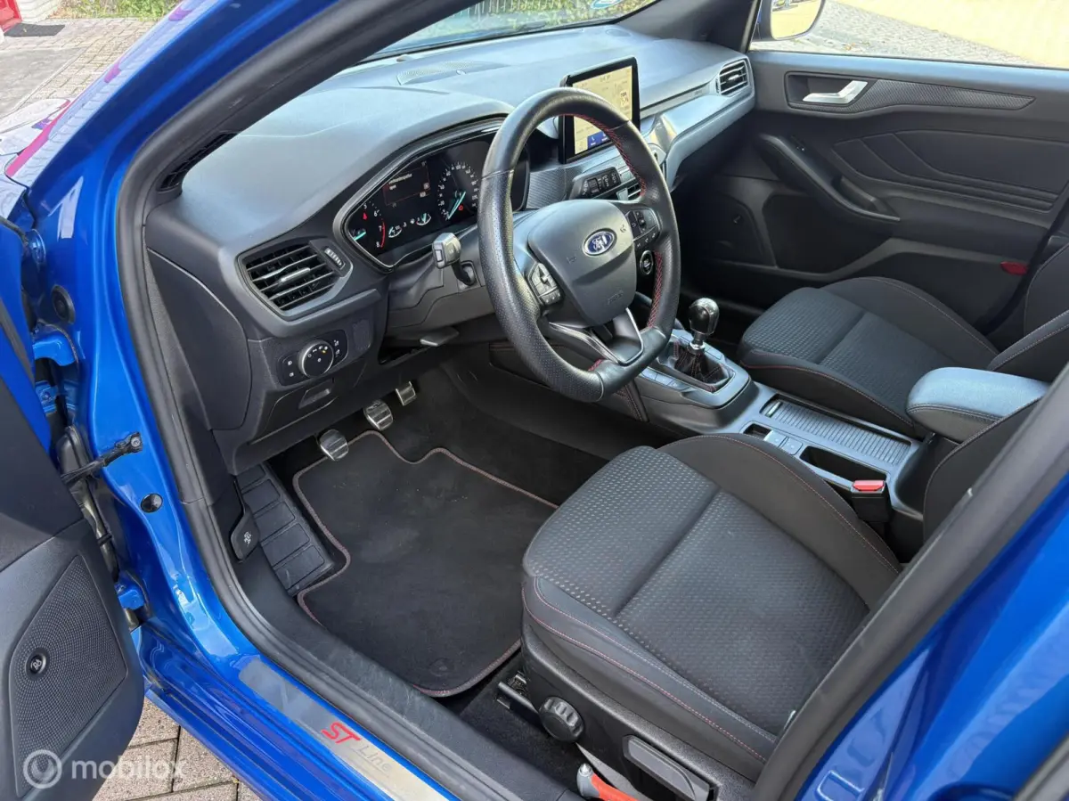 1.0 EcoBoost ST-LINE NAVI/CAMERA/CRUISE