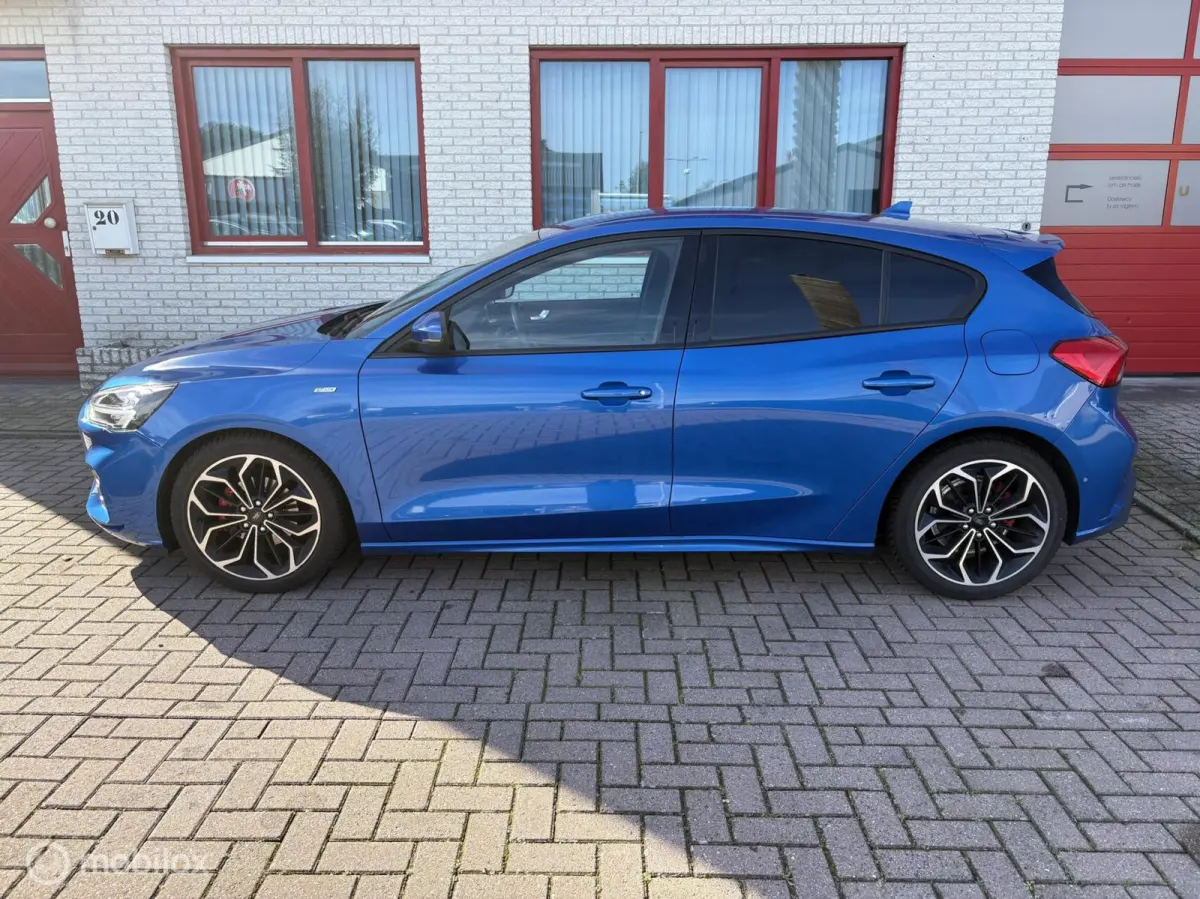 1.0 EcoBoost ST-LINE NAVI/CAMERA/CRUISE