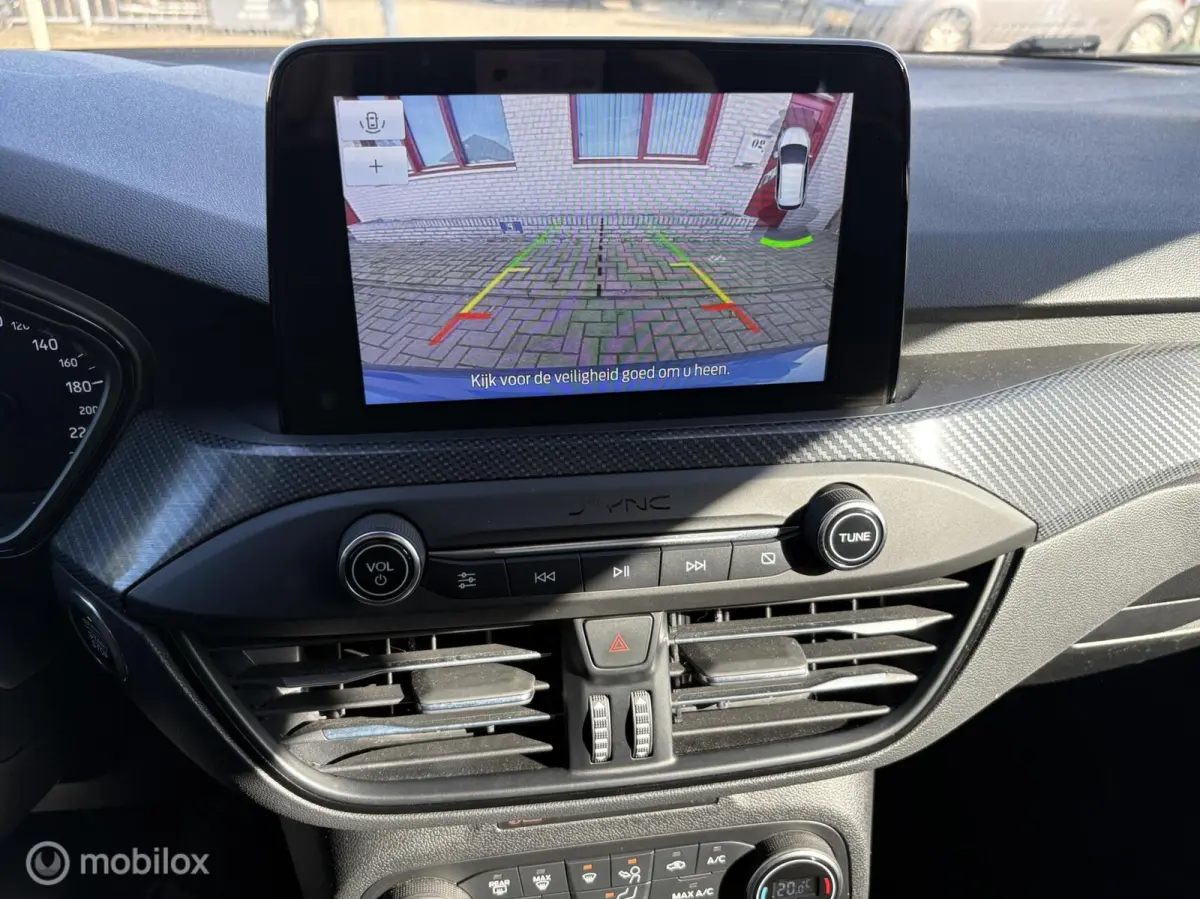 1.0 EcoBoost ST-LINE NAVI/CAMERA/CRUISE