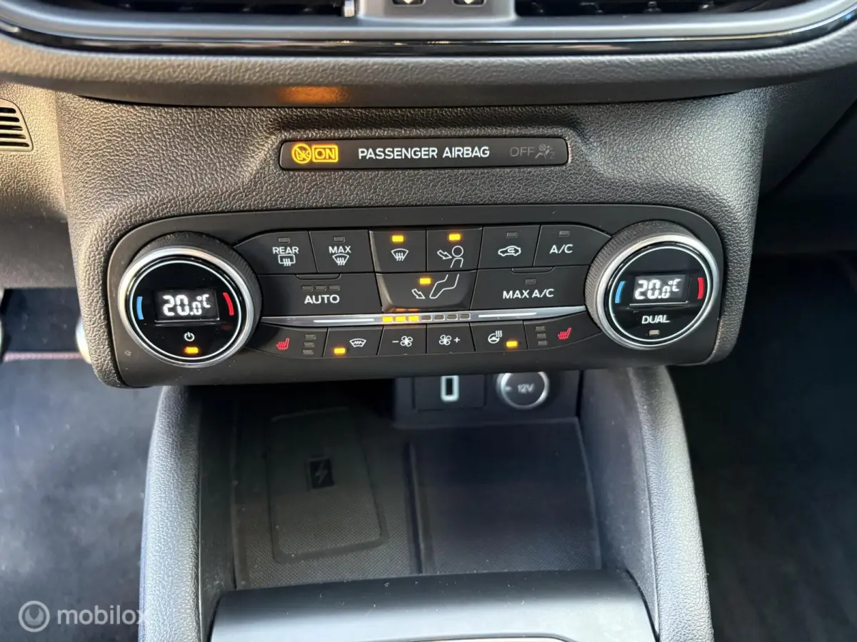 1.0 EcoBoost ST-LINE NAVI/CAMERA/CRUISE