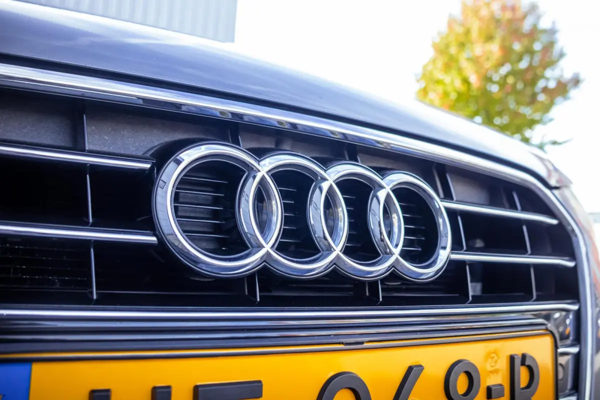 1.8 TFSI S-Line|Carplay|Trekhaak|PDC|Automaat|Half-Leder