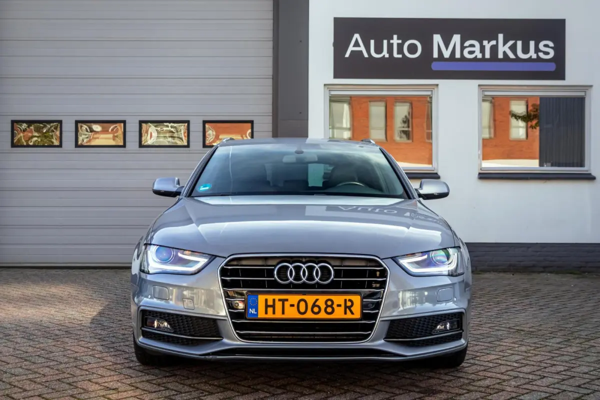 1.8 TFSI S-Line|Carplay|Trekhaak|PDC|Automaat|Half-Leder