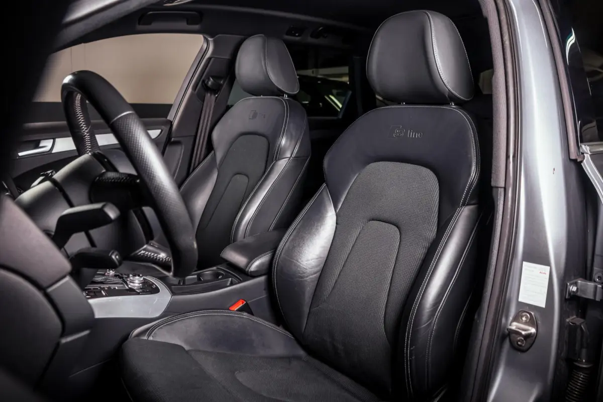 1.8 TFSI S-Line|Carplay|Trekhaak|PDC|Automaat|Half-Leder