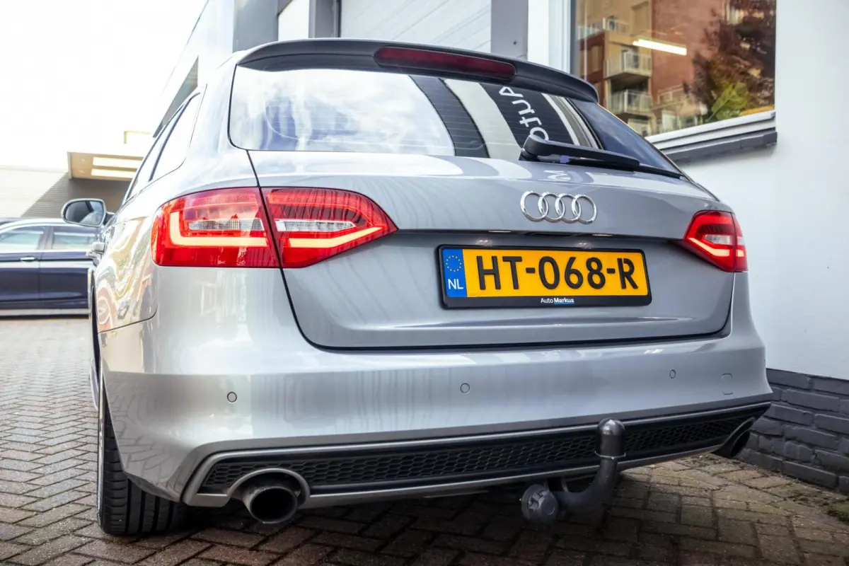 1.8 TFSI S-Line|Carplay|Trekhaak|PDC|Automaat|Half-Leder
