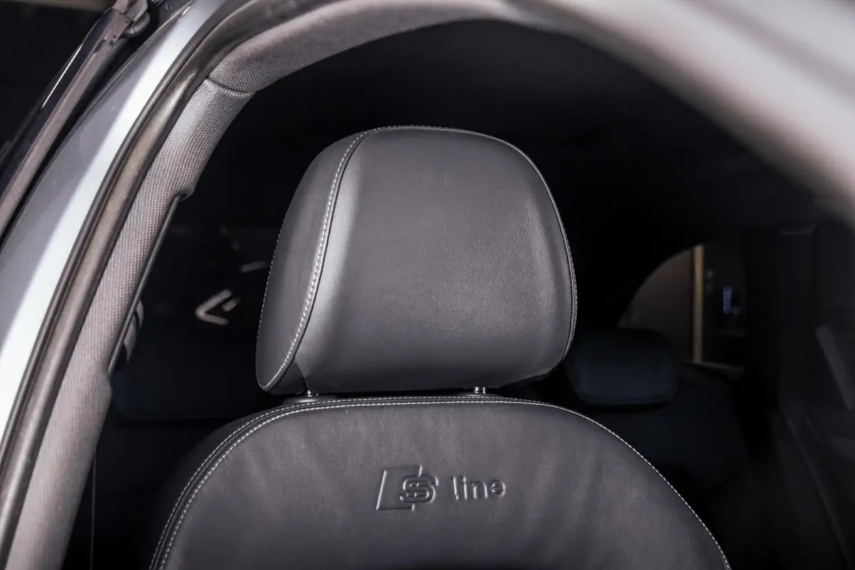 1.8 TFSI S-Line|Carplay|Trekhaak|PDC|Automaat|Half-Leder